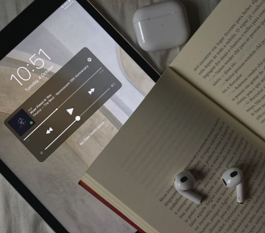 dovana moteriai 50 proga